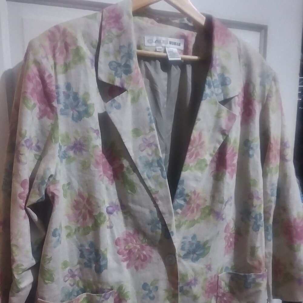 CHAUS Woman Vintage Multi-Colored Floral Shoulder-Pads Blazer sz 22W